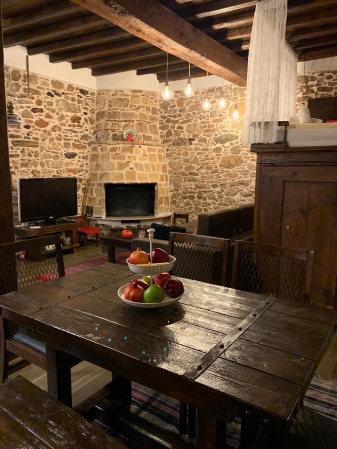 Areti'S Traditional House Apollona エクステリア 写真